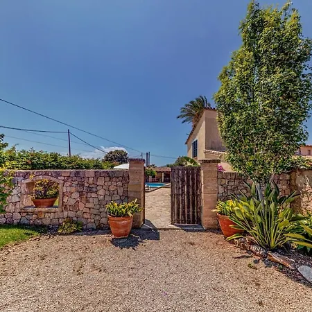 Font Xica Gran By Sealand Villa