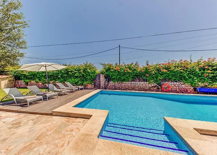 Font Xica Gran By Sealand Villa